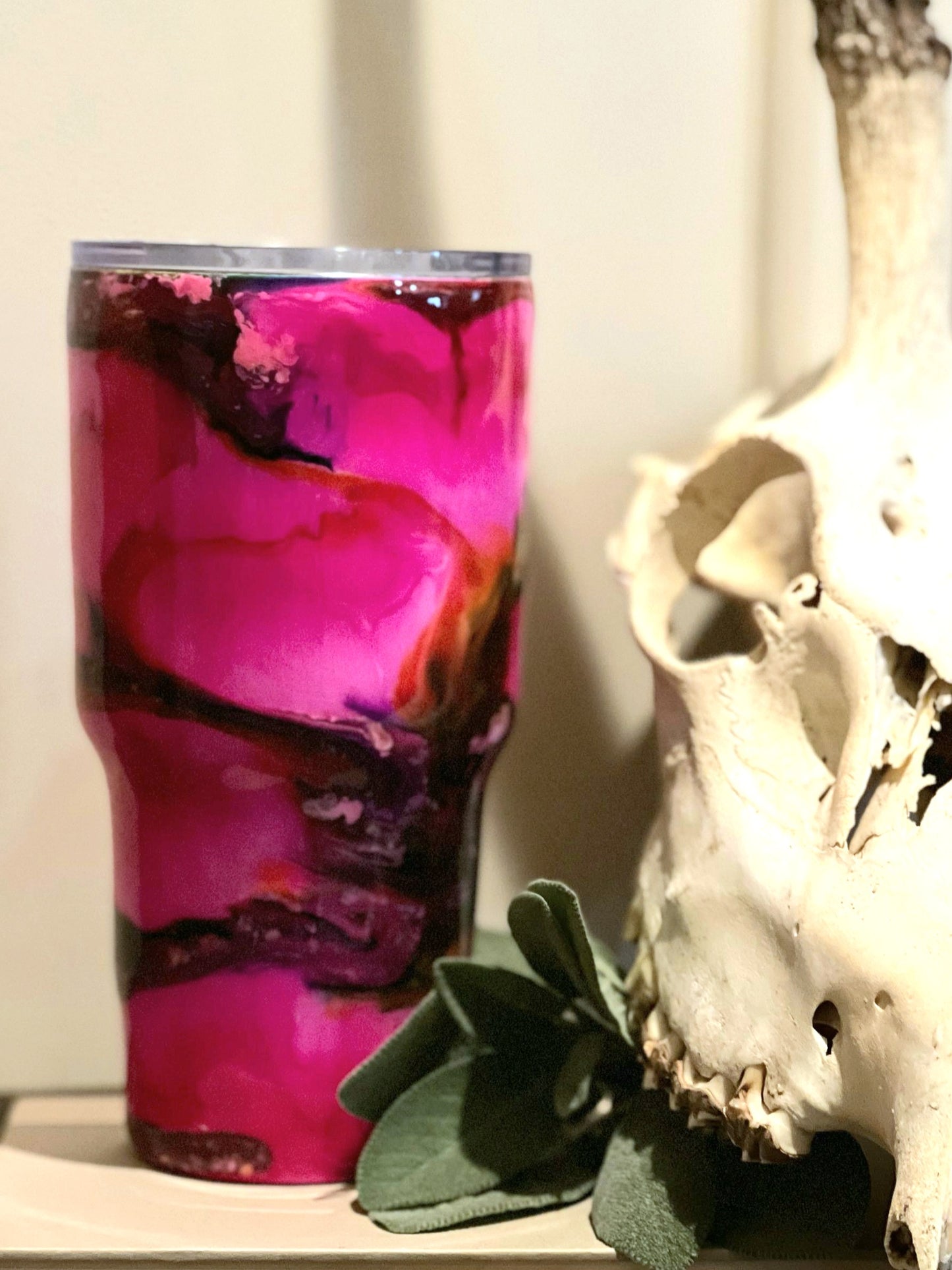 32oz Modern Curve Insulated Tumbler Customizable